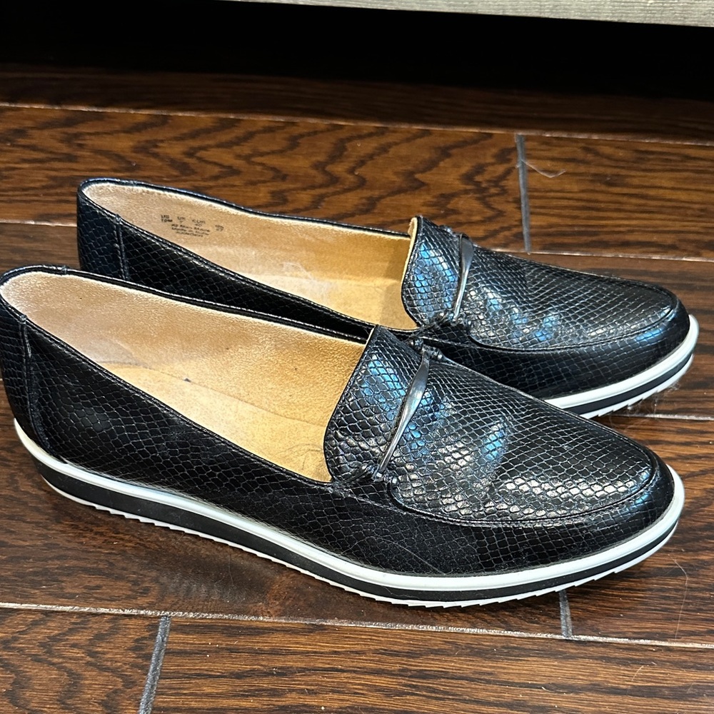 Naturalizer Ranger Black Faux Snakeskin Loafer